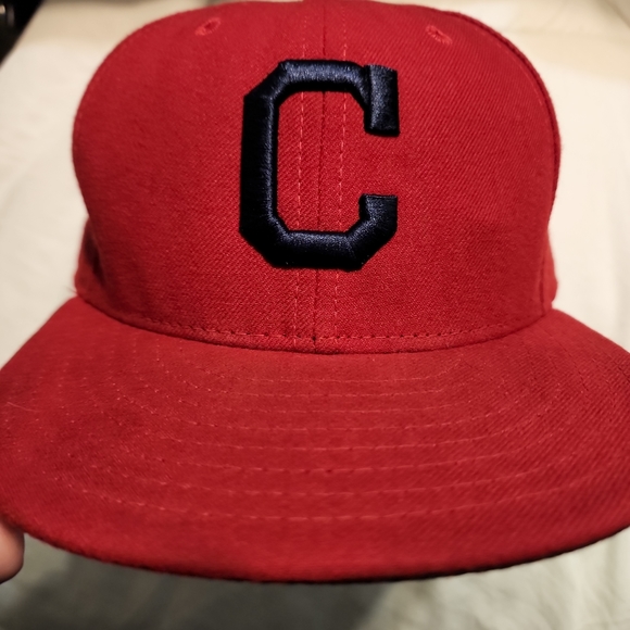 Cleveland Indians 7 1/4 Alt Red Hat - Picture 1 of 9
